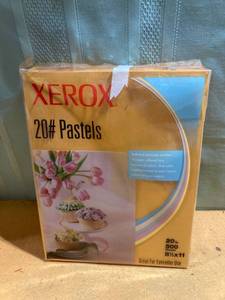 lot 9758 image: XEROX 500 sheets paper