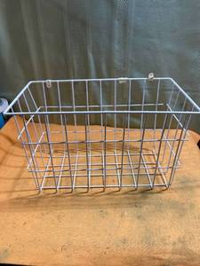 lot 9777 image: wire Basket 15 x 8 14 x 9