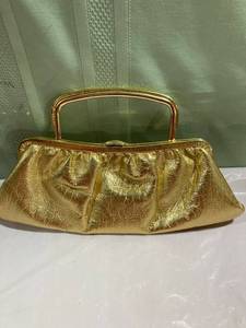 lot 9805 image: 13 12 x 5 Evening bag
