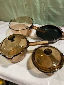 lot 9817 image: Six piece vision set