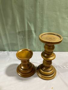 lot 9830 image: Candle pedestals nine 9 12 inch and 5 inch