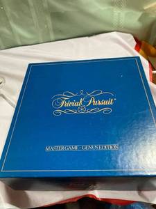 lot 9871 image: Trivia pursuit game hardly used