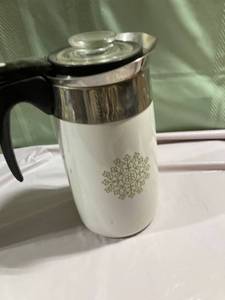 lot 9886 image: Corning ware coffee pot