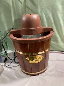 lot 9930 image: Old fashion ice cream maker