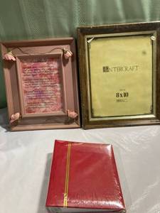 lot 9935 image: (2) picture frames & Small photo album