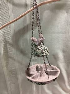 lot 9936 image: 6 inch bird feeder Cement