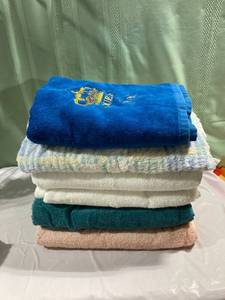 lot 9962 image: Bath towels (6)