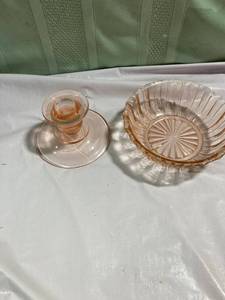lot 9968 image: Pink depression glass candle stick 5 14 bowl