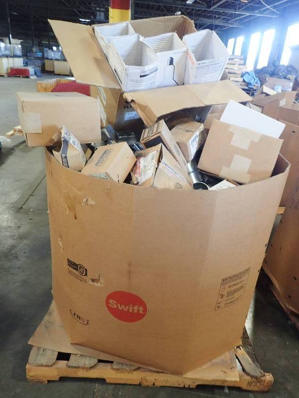 lot 674 image: Large Pallet of Junction Boxes and Other Lighting Mounting Materials