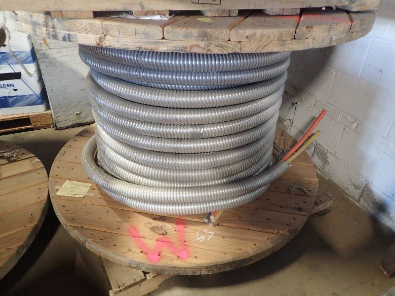 lot 743 image: Very Large  Spool of Very Heavy Gauge Multi Wire