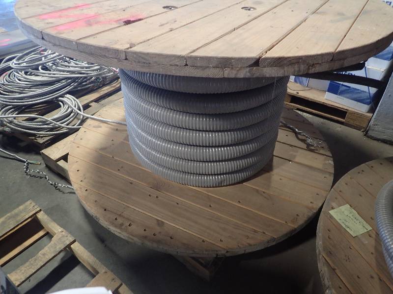 lot 744 image: Very Large  Spool of Very Heavy Gauge Multi Wire