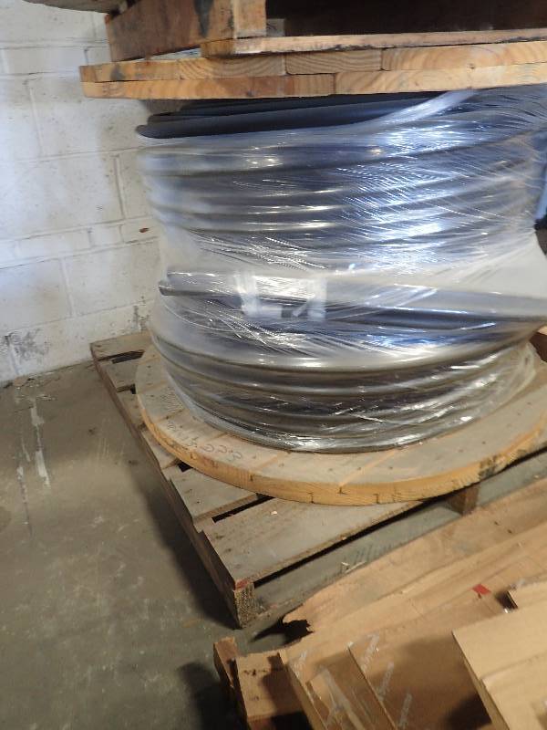 lot 751 image: Large Spool of Heavy Duty Utilty General Electric Cable