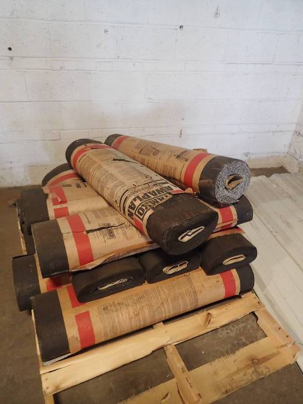 lot 752 image: Large Lot of Awaplan Roofing Material