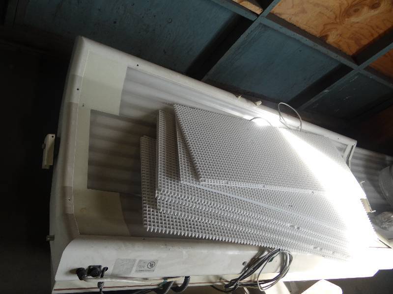 lot 2421 image: SonnenBraune Wolff System 728 Tanning Bed