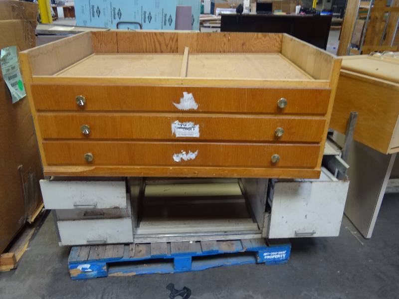 lot 241 image: (3) Drawer Footboard w Metal Desk