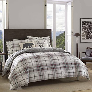 lot 14525 image: Eddie Bauer Home  Alder Collection  100% Cotton, Premium Quality Comforter with Matching Shams, 3-Piece Bedding Set, Plaid to Print Reversible, Queen, blue plaid