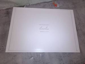 lot 14988 image: Large 20�14 Serving Wooden White Tray