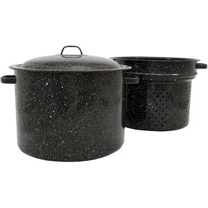 lot 16976 image: Granite Ware 12-Quart Seafood Pot with SteamerDrainer Insert, Black