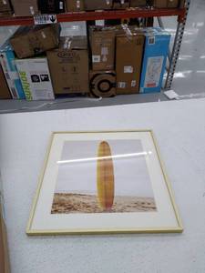 lot 6664 image: Vmuzeder 12x12 Picture Frame Gold