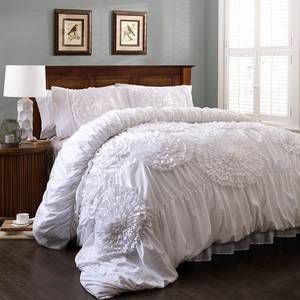 lot 6730 image: Lush Decor Serena Comforter Set, Queen