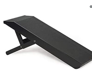 lot 6786 image: Pet ramp for small dogs