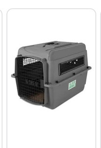 lot 6808 image: PET mate sky kennel pet carrier, 28in.