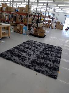 lot 6815 image: GreyBlack Smokey Area Rug,9.9 x 8