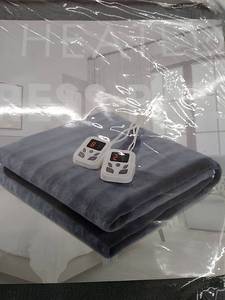 lot 6948 image: MaxKare soft heated mattress pad,King