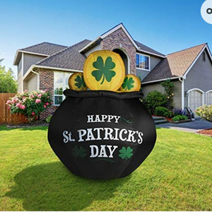 lot 7090 image: Inflatable St. Patricks Day Pot of Gold