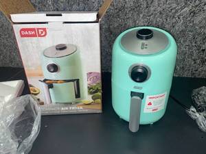 lot 1277 image: Nice air fryer appears Brand new and tested and works