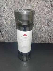 lot 1280 image: Brand new yoga mat