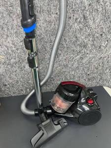 lot 1284 image: Nice Eureka Whirlwind Vacuum tested and works