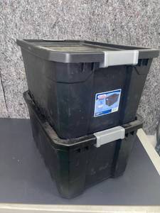 lot 1286 image: Two totes 19 gallon