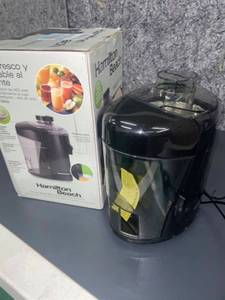 lot 1288 image: Hamilton Beach Juicer works