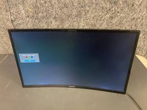 lot 1307 image: Very Nice curved 27�� Samsung gaming monitor