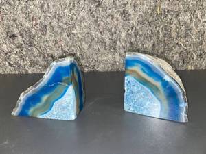 lot 1309 image: Very Pretty rocks
