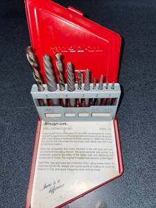 lot 1345 image: Nice Snap On Extractor Set very nice