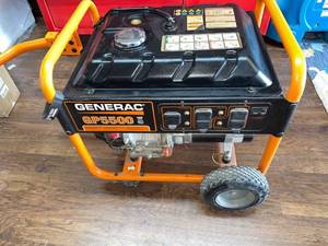 lot 1364 image: Super nice GP5500 GENERAC Generator