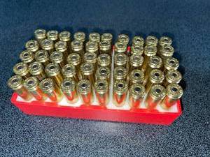 lot 1369 image: Brand new .40 caliber ammunition 50 count