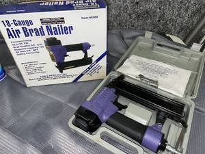 lot 1387 image: Brand new nailer