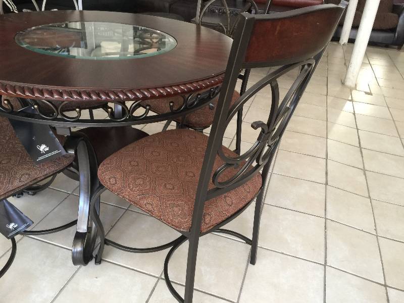 lot 3013 image: SIGNATURE DESIGN DINING TABLE by ASHLEY FURNITURE