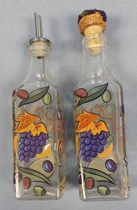 lot 32625 image: Avon Oil & Vinegar Cruet Set