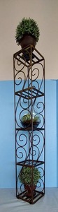lot 32634 image: Metal PlantDisplay Stand, 39 x 6 x 6