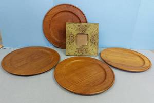 lot 32667 image: Chargers & Frame