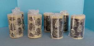 lot 32679 image: 8 Decorative Battery Operated Candles