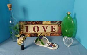 lot 32689 image: Bathroom Decor