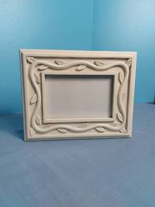 lot 32705 image: White Photo Jewelry Box