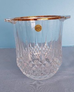 lot 32728 image: Lead Crystal Ice Bucket
