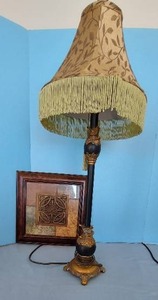 lot 32752 image: Rococo table lamp & complimentary wall hanging