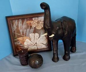 lot 32762 image: African Collection Elephant
